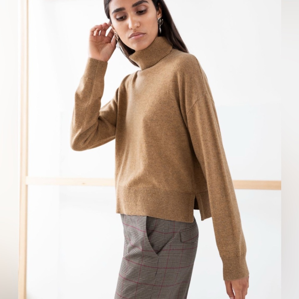 &other stories soft and cozy 100% cashmere brown turtleneck sweater